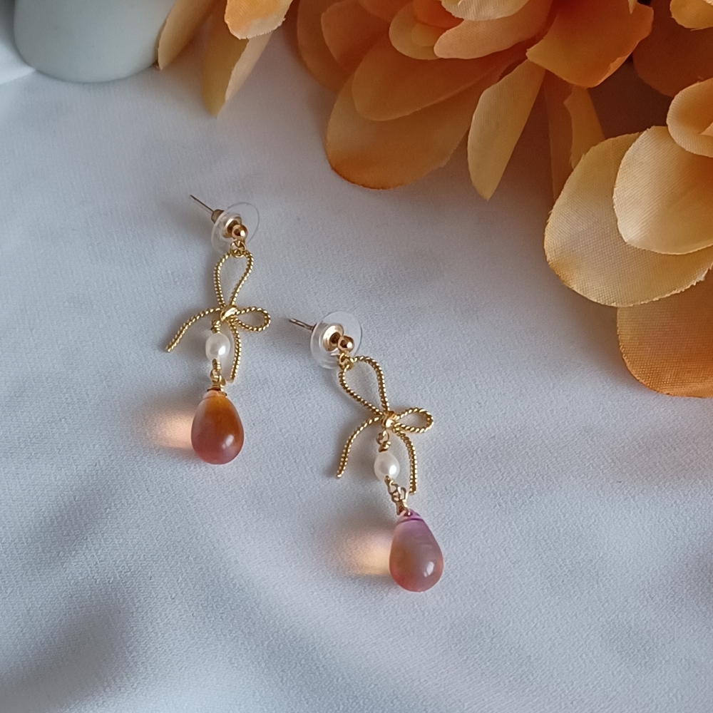 Iridescent Tear Drop and Pearl Earrings